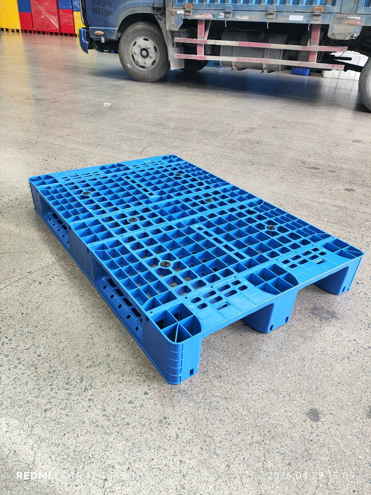 1200 × 800 × 150 mm Three-runner Mesh Plastic Pallet